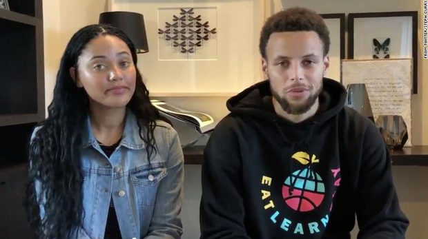Steph and Ayesha Curry are urging people to donate to help feed kids who usually rely on school for meals